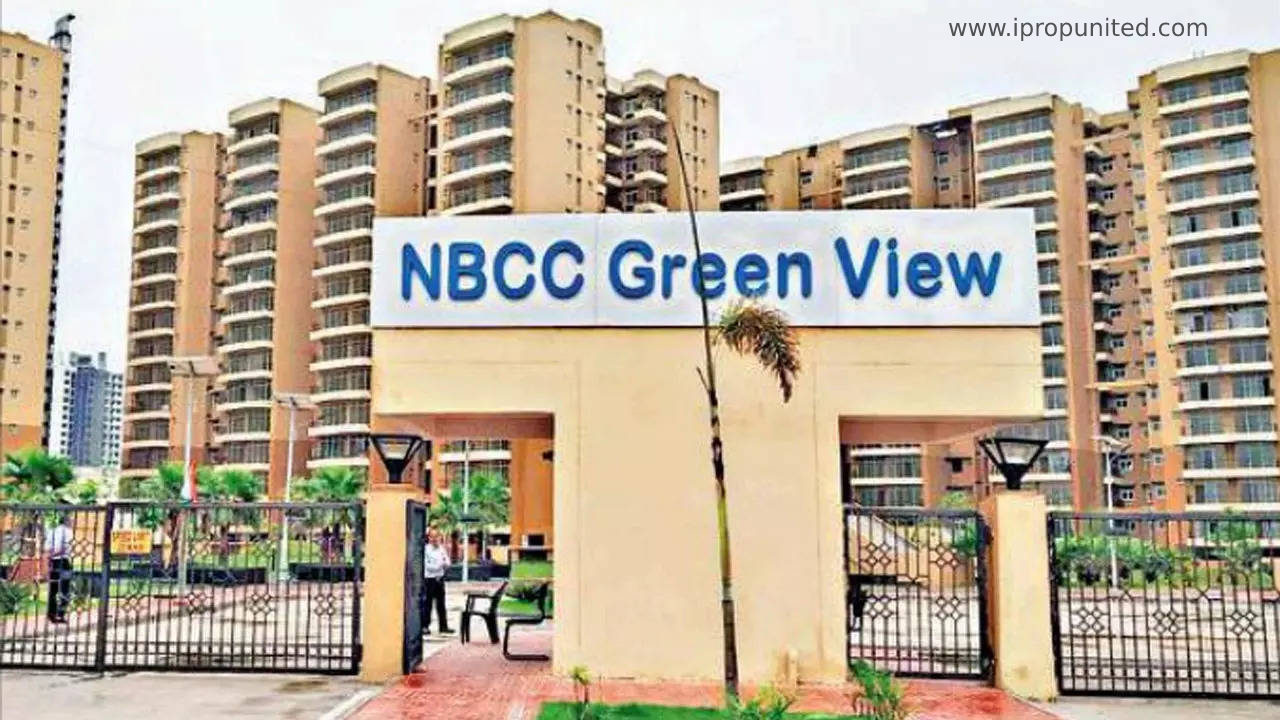 Gurgaon- NBCC Green View residents demand flats in vicinity