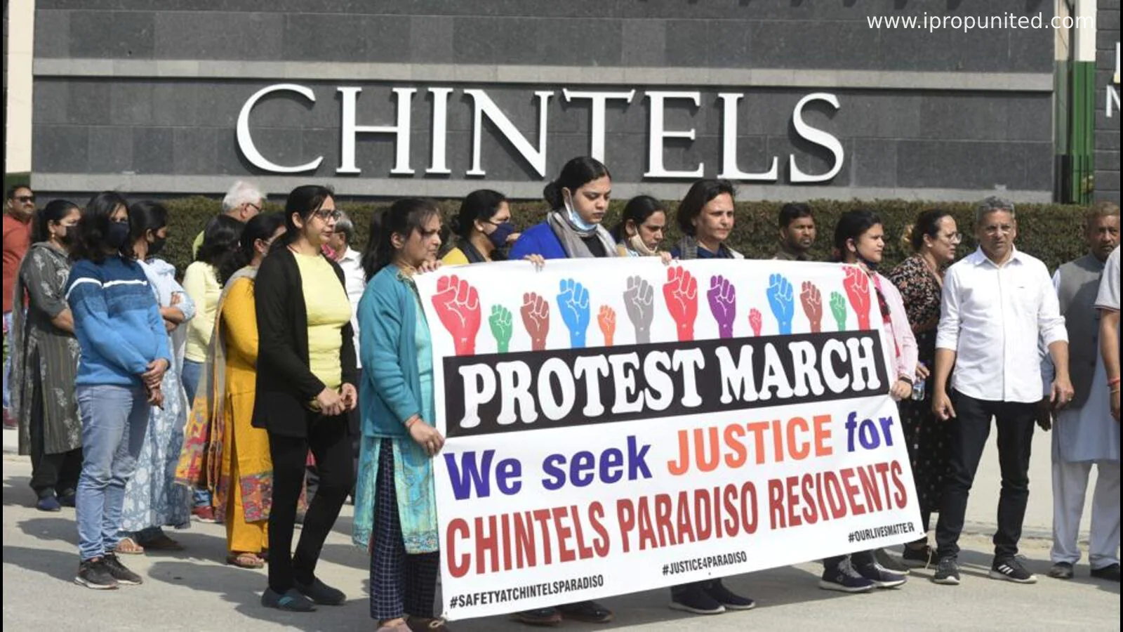 Residents of Chintels Paradiso hold protest march, demand CBI inquiry